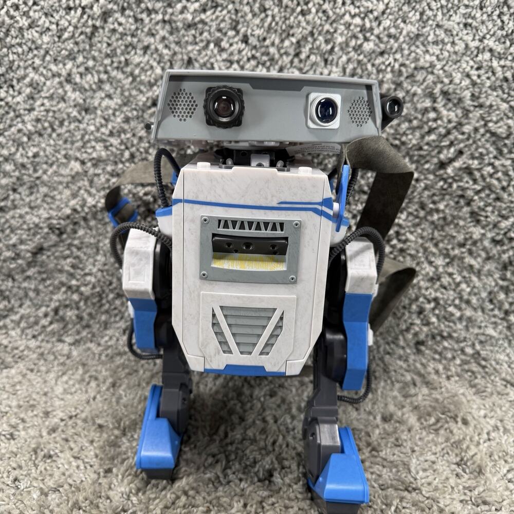 2026 Disney Parks Star Wars Galaxy’s Edge BDX Droid Light Up Popcorn Bucket NEW